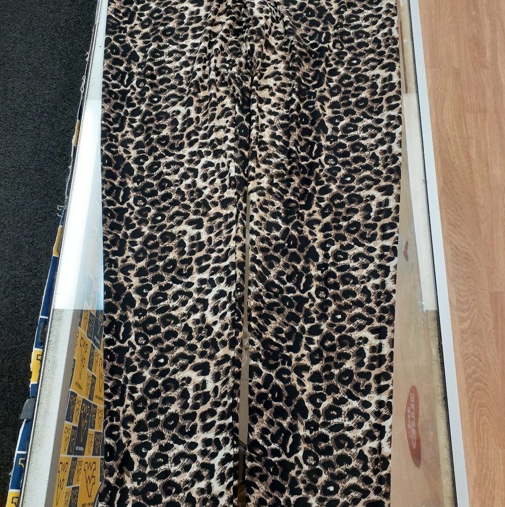 Yelete plus size leopard leggings
